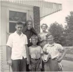 Sr. Mary Neuzil with family